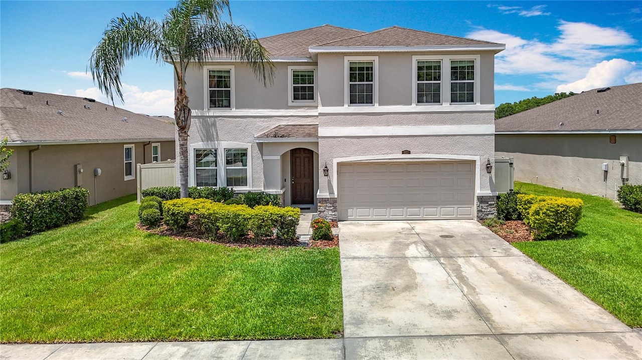 WESLEY CHAPEL, FL 33543 | 5 beds | 3 baths| $575,000